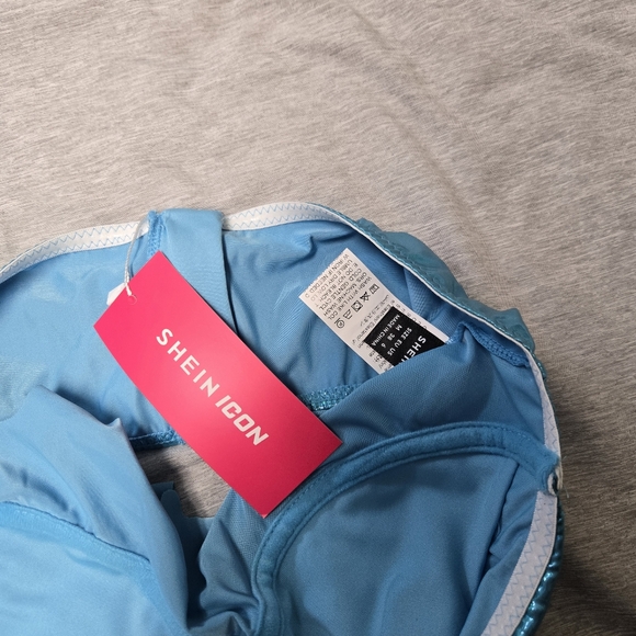 NWT Water Drop SHEIN ICON Asymmetrical Hem Bustier Metallic Tube Top - Picture 8 of 8